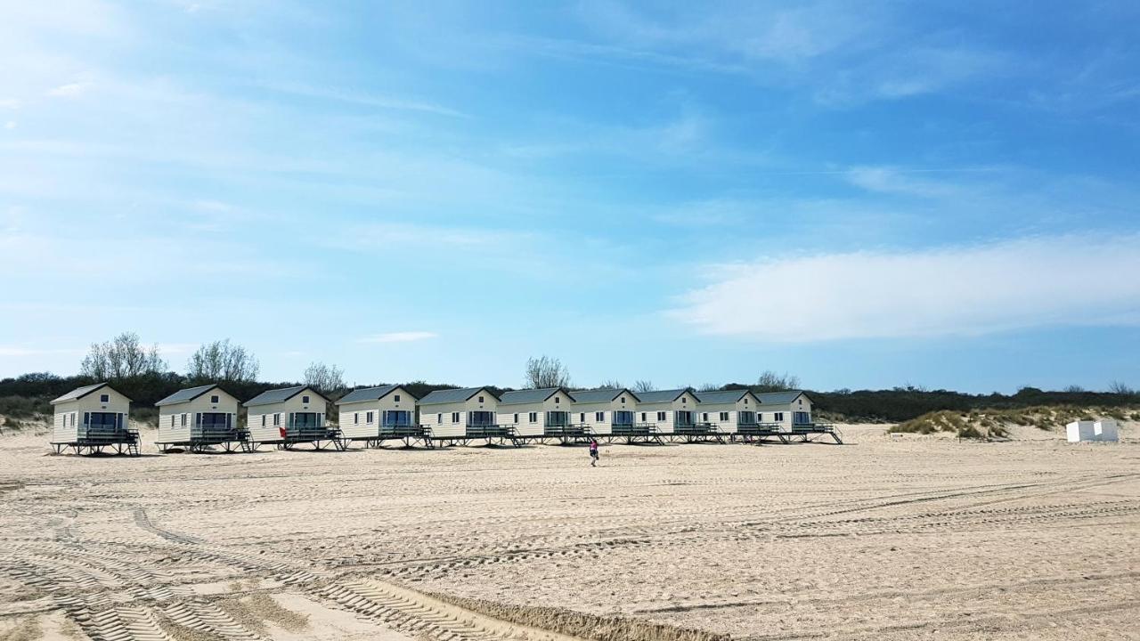 Strandbungalows Vrouwenpolder Esterno foto